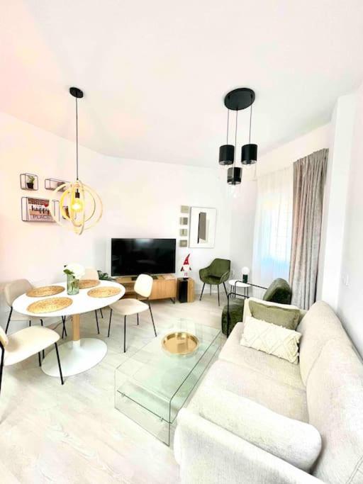 Ferienwohnung Historical Centre! Private Terrace & Gym-Near Public Parking Málaga Exterior foto