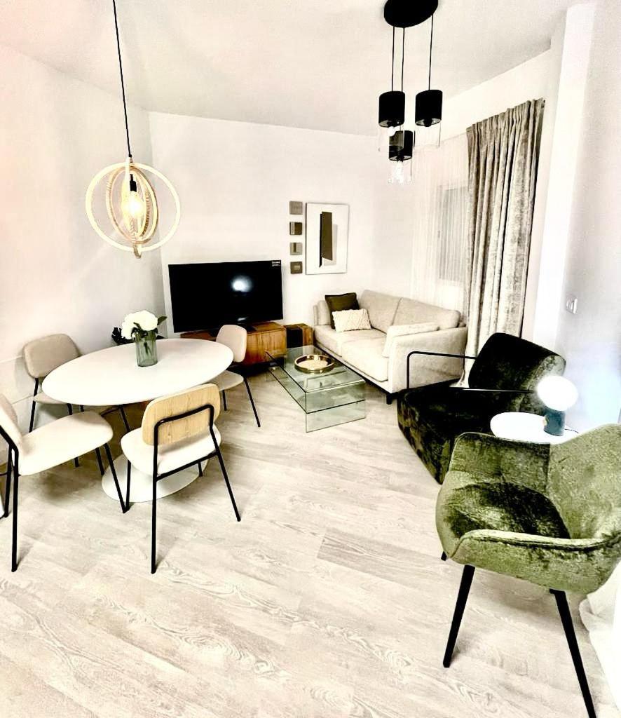 Ferienwohnung Historical Centre! Private Terrace & Gym-Near Public Parking Málaga Exterior foto