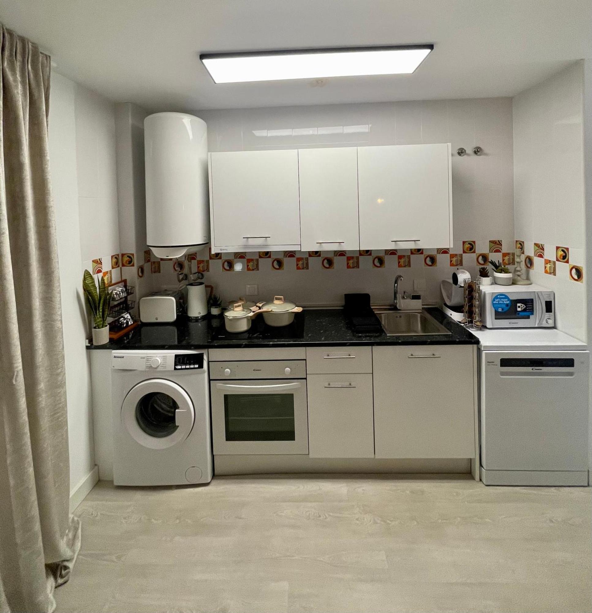 Ferienwohnung Historical Centre! Private Terrace & Gym-Near Public Parking Málaga Exterior foto